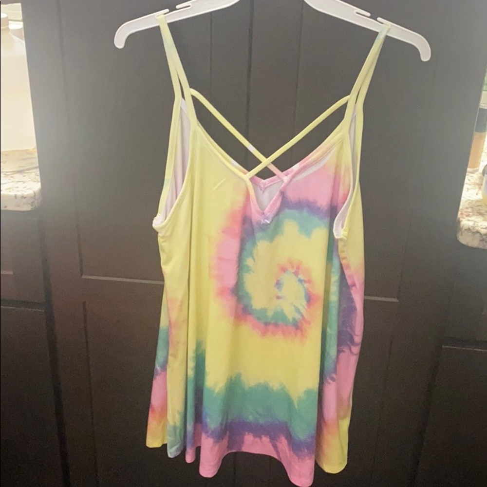 Tie-dyed tank - Picture 4 of 4
